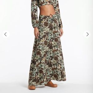 Accidentally ordered 2, never worn tags still on